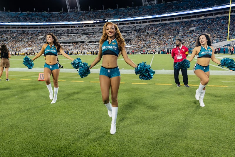 9OH-411: Jacksonville Jaguars ROAR Has Some New Tricks Up Their Sleeves for the Upcoming Season