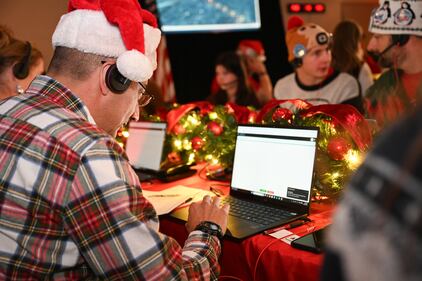 NORAD volunteers tracking Santa