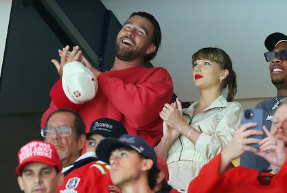 Travis Kelce, Taylor Swift